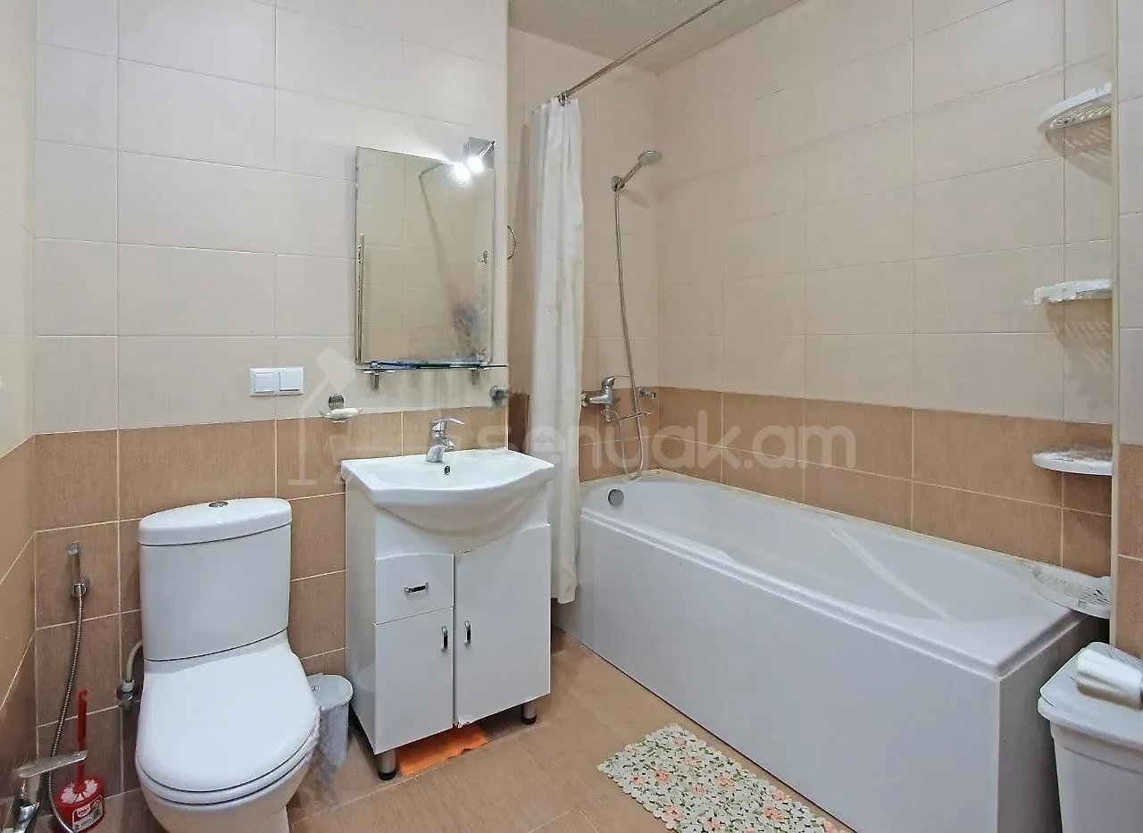 3 Սենյականոց Բնակարան Նորակառույցում, 80քմ, 15/18 հարկ, Կապիտալ Վերանորոգված