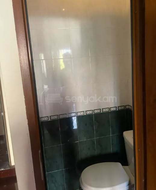 3 Սենյականոց Բնակարան, 75քմ, 3/9 հարկ, Նորմալ Վիճակում