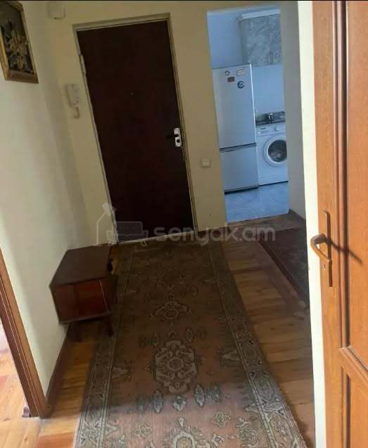 3 Սենյականոց Բնակարան, 75քմ, 3/9 հարկ, Նորմալ Վիճակում