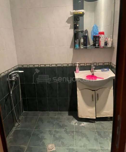 3 Սենյականոց Բնակարան, 75քմ, 3/9 հարկ, Նորմալ Վիճակում