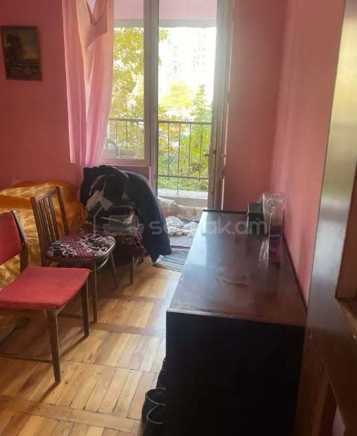 3 Սենյականոց Բնակարան, 75քմ, 3/9 հարկ, Նորմալ Վիճակում