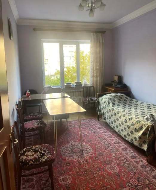 3 Սենյականոց Բնակարան, 75քմ, 3/9 հարկ, Նորմալ Վիճակում