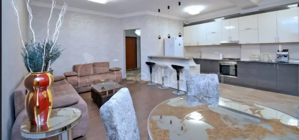 2 Սենյականոց Բնակարան, 70քմ, 7/11 հարկ, Կապիտալ Վերանորոգված, Կահավորված