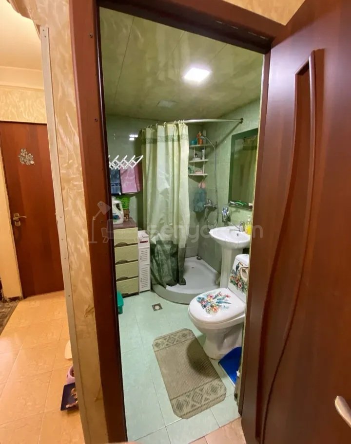 1 Սենյականոց Բնակարան, 30քմ, 1/4 հարկ, Կոսմետիկ Վերանորոգված