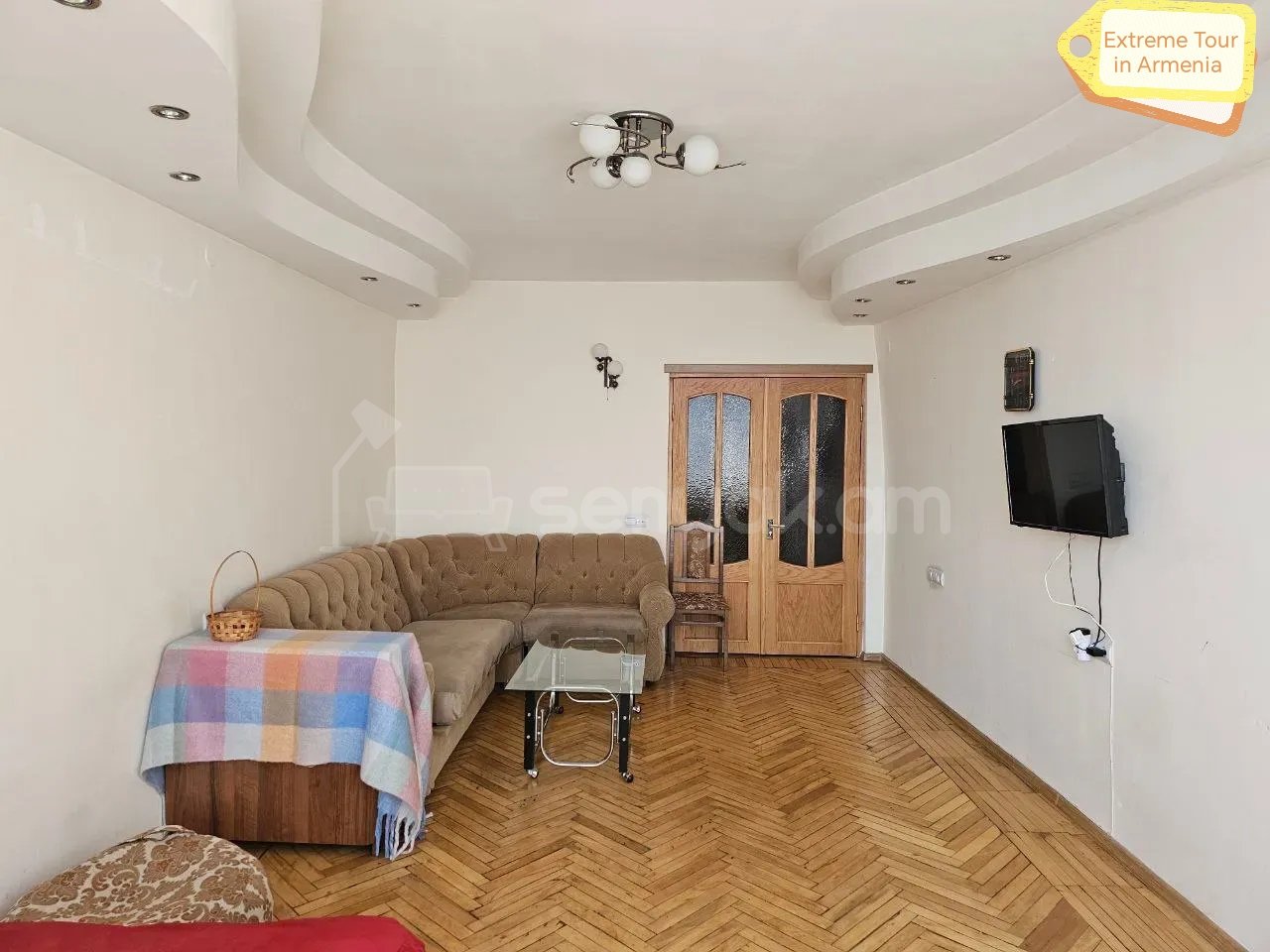 2 Սենյականոց Բնակարան Քարե Շենքում, 52քմ, 7/9 հարկ, Նորմալ Վիճակում, Կահավորված, Արևկող