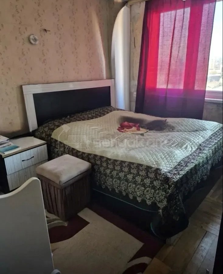 3 Սենյականոց Բնակարան, 83քմ, 11/16 հարկ, Նորմալ Վիճակում
