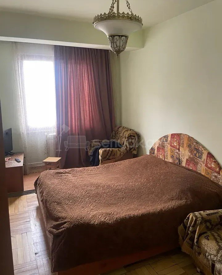 3 Սենյականոց Բնակարան, 79քմ, 8/14 հարկ, Նորմալ Վիճակում