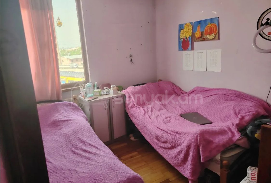 4 Սենյականոց Բնակարան, 94քմ, 5/9 հարկ, Նորմալ Վիճակում