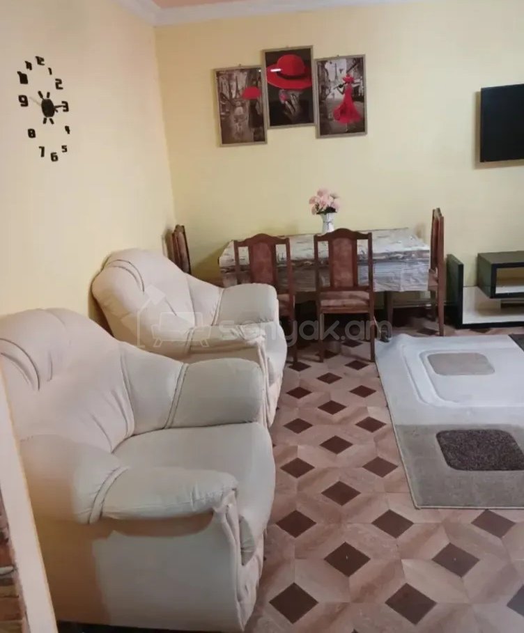 3 Սենյականոց Բնակարան, 70քմ, 3/9 հարկ, Կոսմետիկ Վերանորոգված, Կահավորված