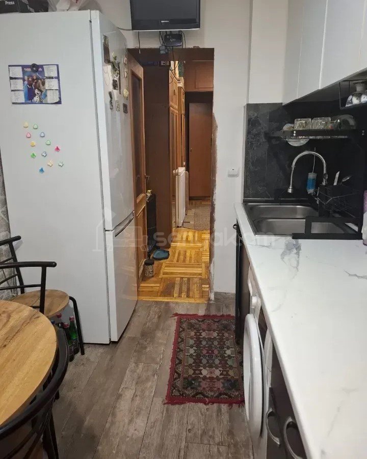 4 Սենյականոց Բնակարան, 60քմ, 6/9 հարկ, Կոսմետիկ Վերանորոգված