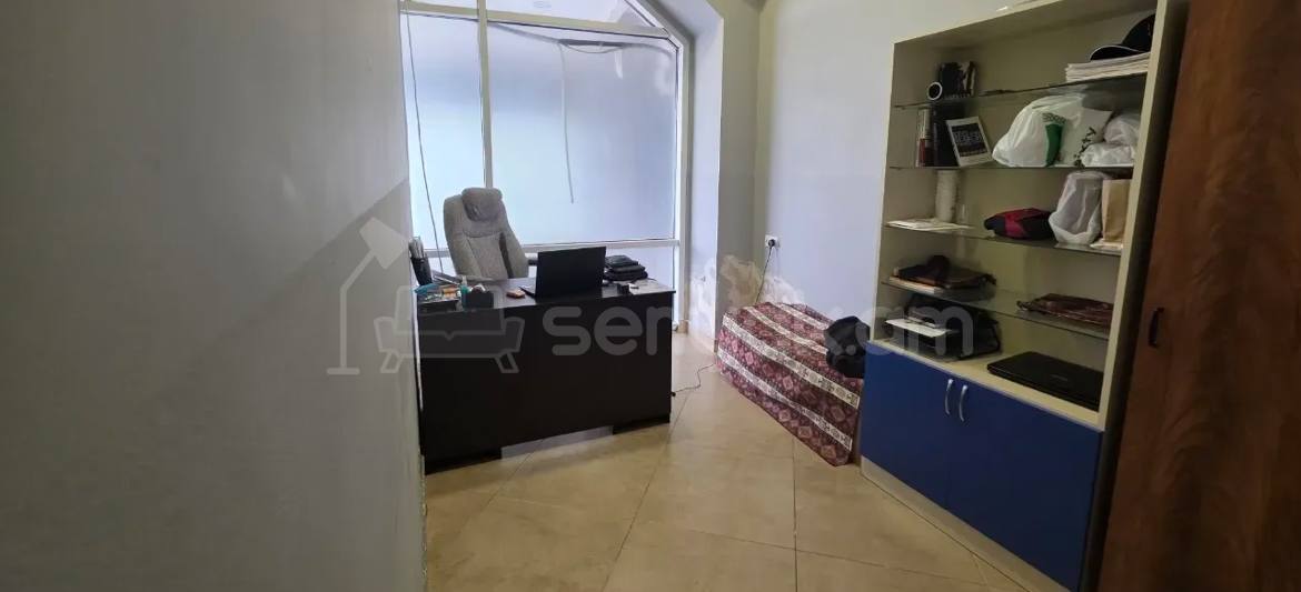 Օֆիսային Տարածք, 150քմ, Կապիտալ Վերանորոգված