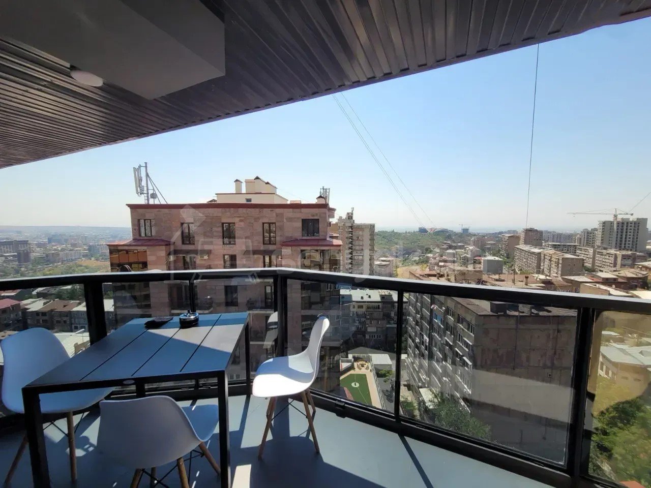 3 Սենյականոց Բնակարան, 95քմ, 11/14 հարկ, Դիզայներական Վերանորոգված