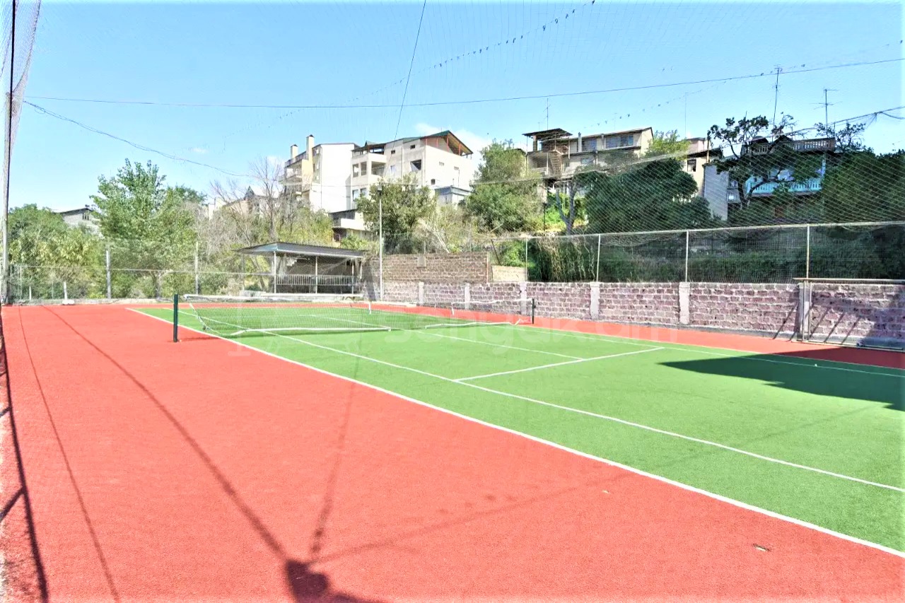 3 Սենյականոց Բնակարան, 123քմ, 5/18 հարկ, Դիզայներական Վերանորոգված, Կահավորված, Արևկող
