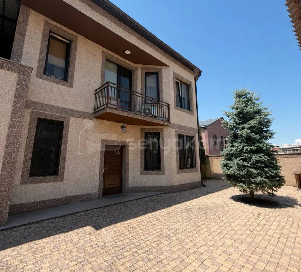 5 Սենյականոց Սեփական Տուն, 200քմ, Կապիտալ Վերանորոգված, Ավտոտնակով