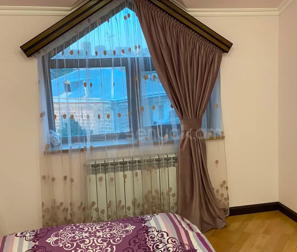 5 Սենյականոց Սեփական Տուն, 311քմ, Կապիտալ Վերանորոգված, Ավտոտնակով