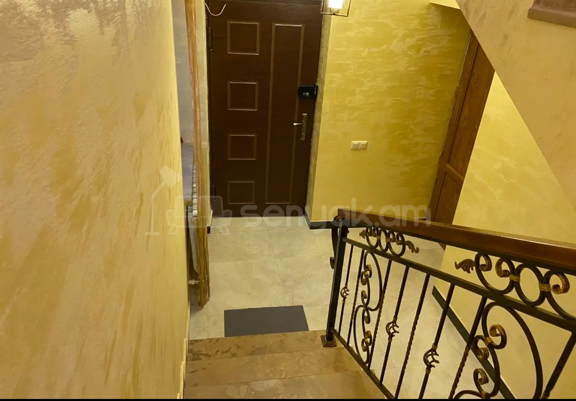 5 Սենյականոց Սեփական Տուն, 311քմ, Կապիտալ Վերանորոգված, Ավտոտնակով