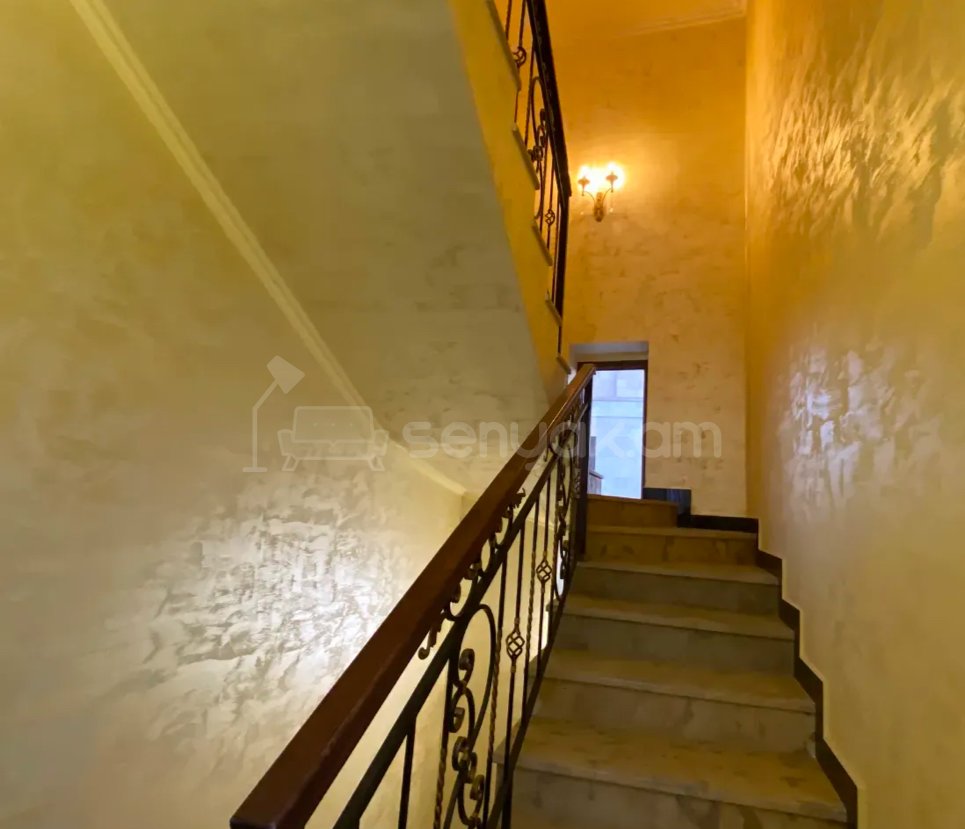 5 Սենյականոց Սեփական Տուն, 311քմ, Կապիտալ Վերանորոգված, Ավտոտնակով