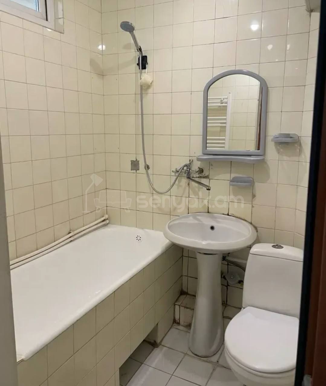 2 Սենյականոց Բնակարան Քարե Շենքում, 60քմ, 1/5 հարկ, Կապիտալ Վերանորոգված, Կահավորված