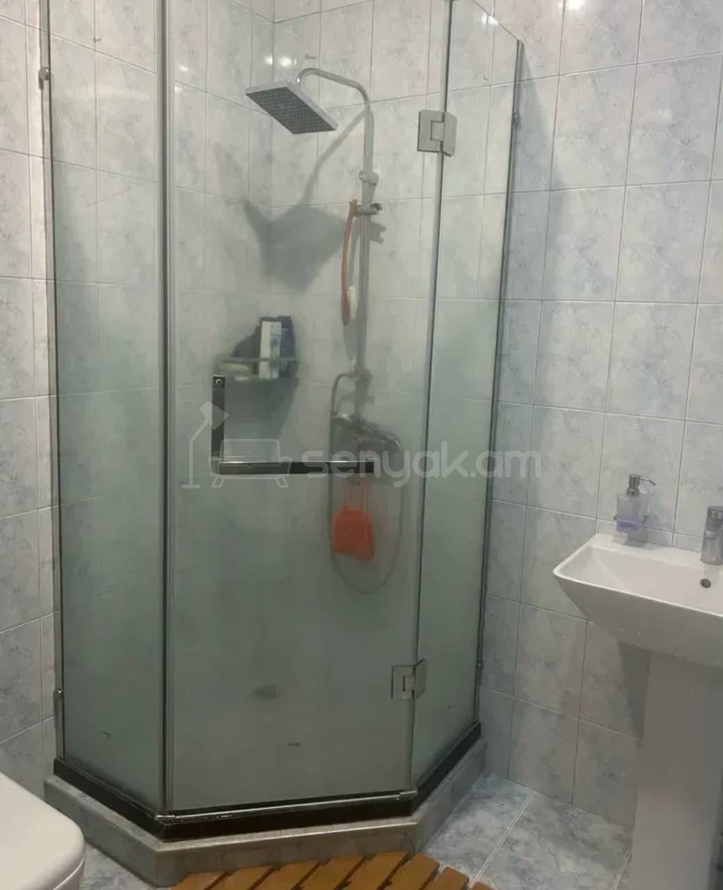 3 Սենյականոց Բնակարան, 110քմ, 11/14 հարկ, Կապիտալ Վերանորոգված, Կահավորված