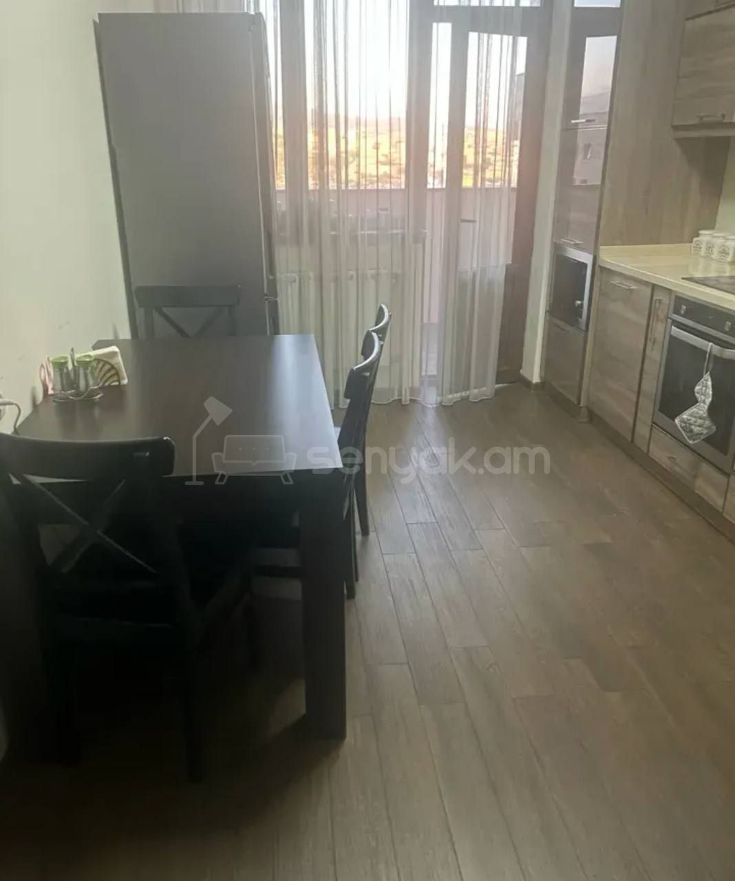 3 Սենյականոց Բնակարան, 110քմ, 11/14 հարկ, Կապիտալ Վերանորոգված, Կահավորված