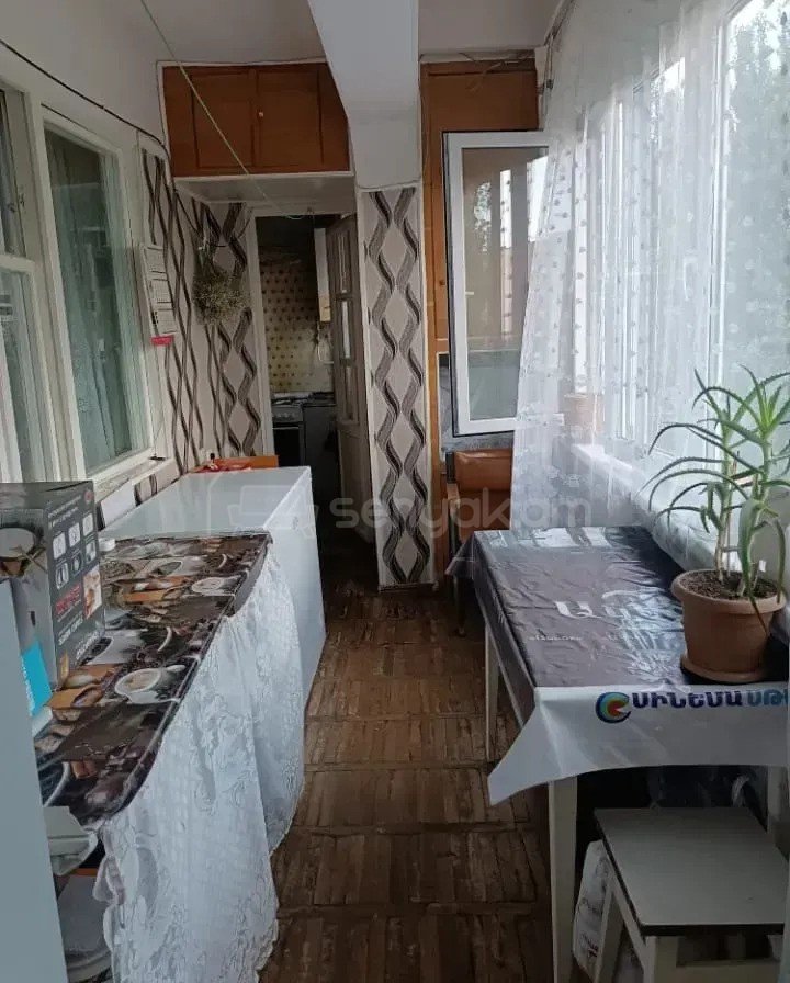 3 Սենյականոց Բնակարան, 72քմ, 4/9 հարկ, Կապիտալ Վերանորոգված