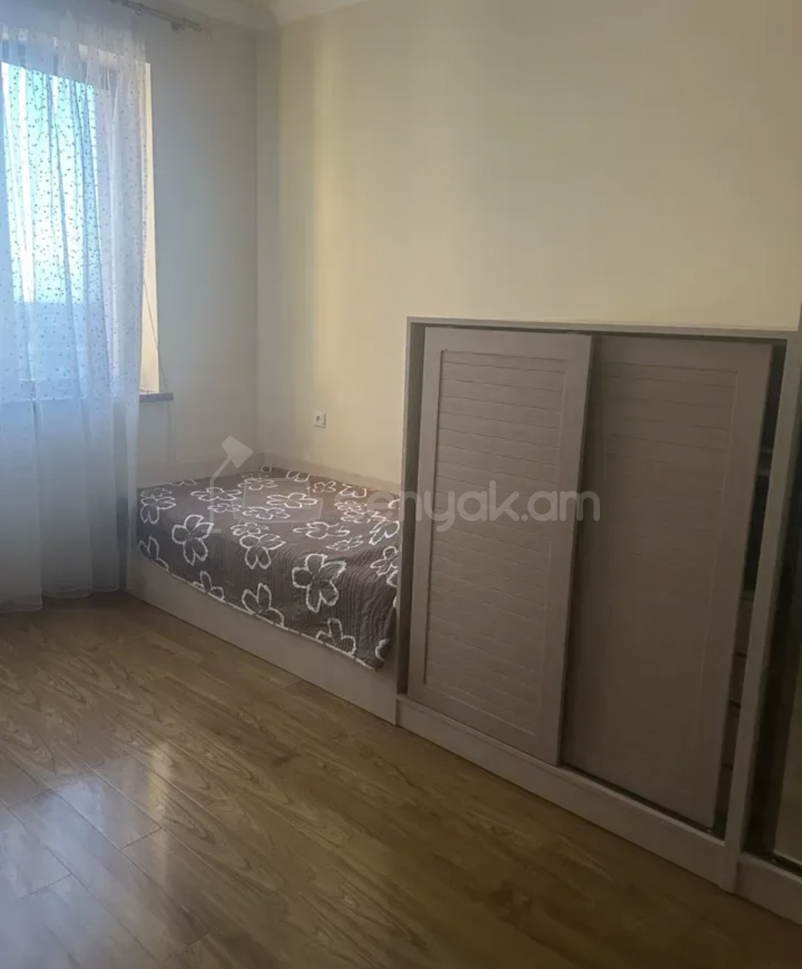 3 Սենյականոց Բնակարան, 110քմ, 11/14 հարկ, Կապիտալ Վերանորոգված, Կահավորված