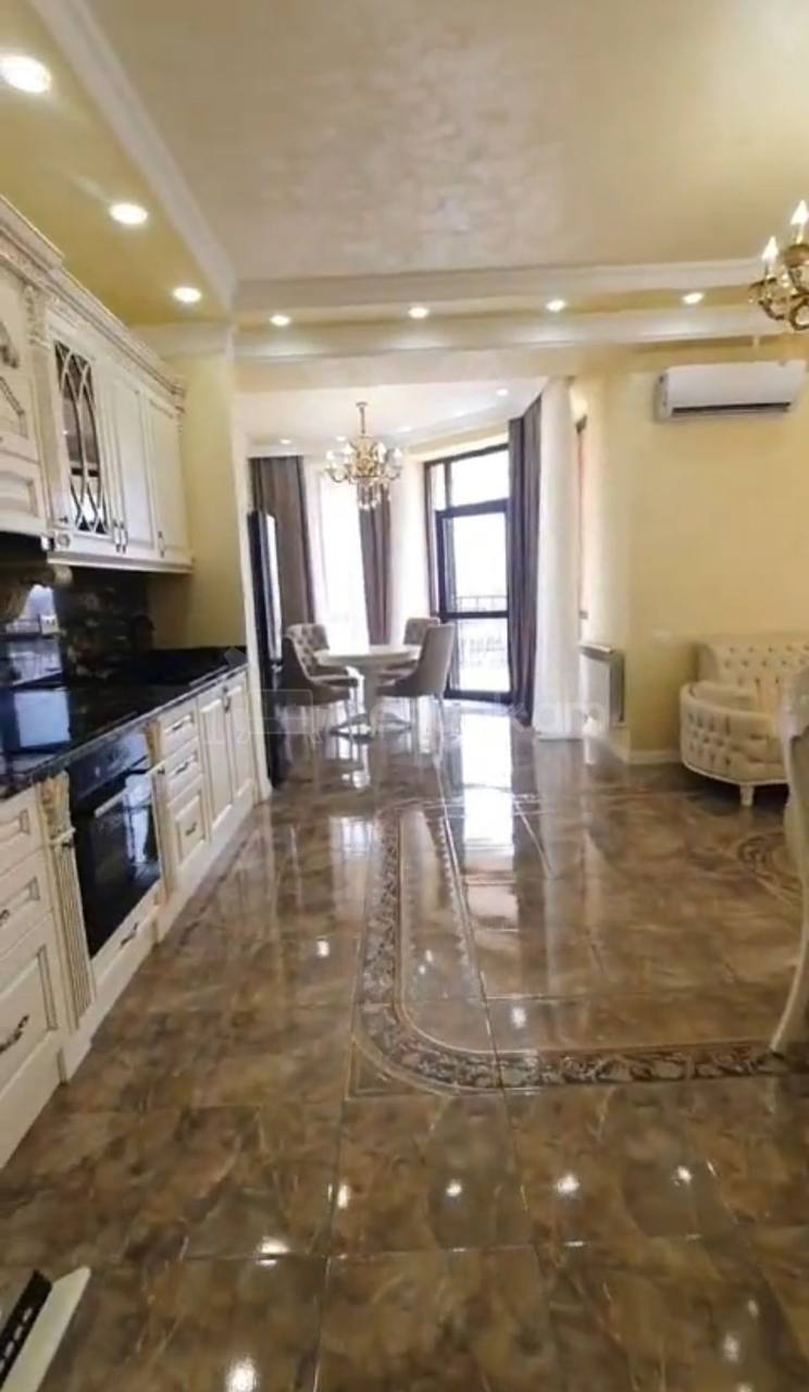 3 Սենյականոց Բնակարան Նորակառույցում, 100քմ, 14/22 հարկ, Դիզայներական Վերանորոգված, Կահավորված, Արևկող