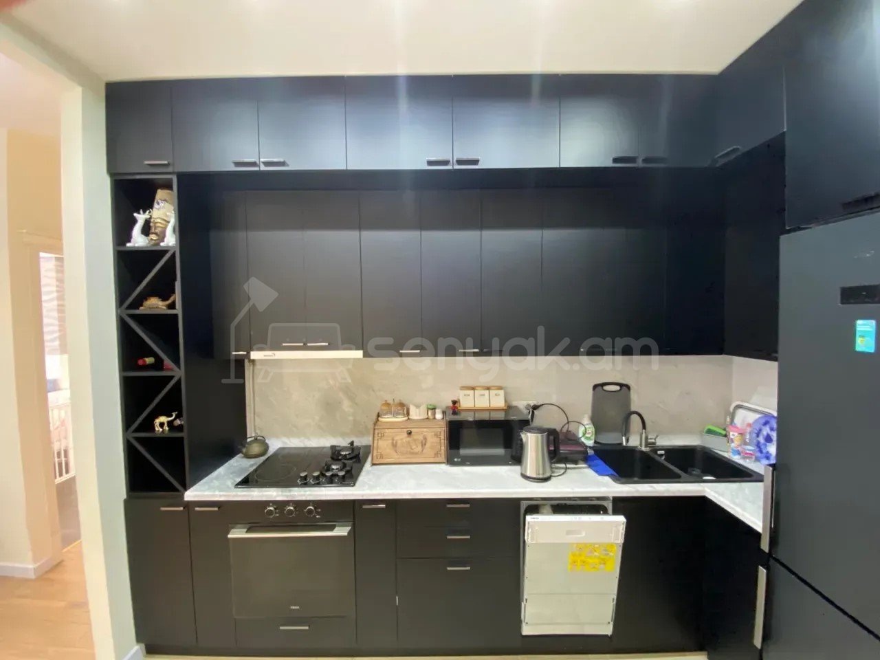3 Սենյականոց Բնակարան Նորակառույցում, 70քմ, 3/17 հարկ, Դիզայներական Վերանորոգված