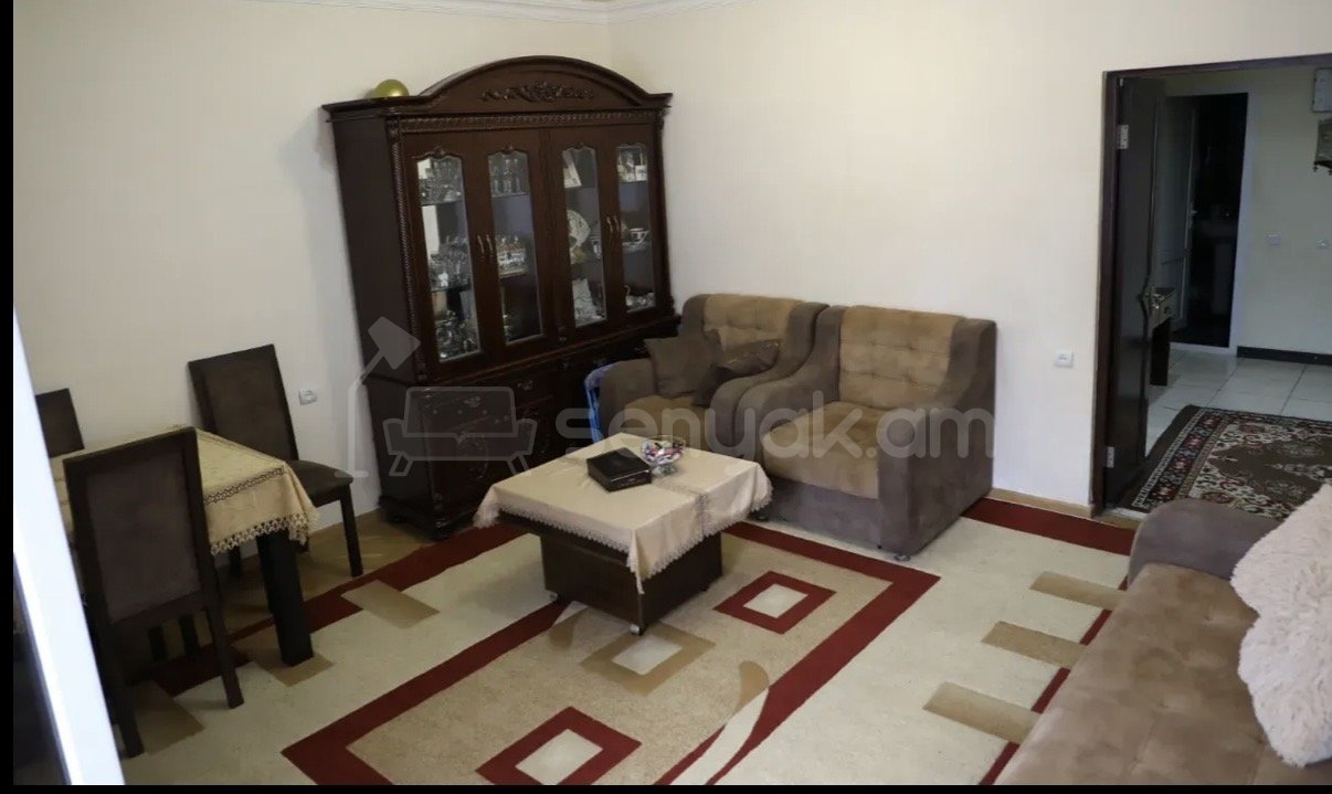 3 Սենյականոց Բնակարան, 83քմ, 1/14 հարկ, Նորմալ Վիճակում