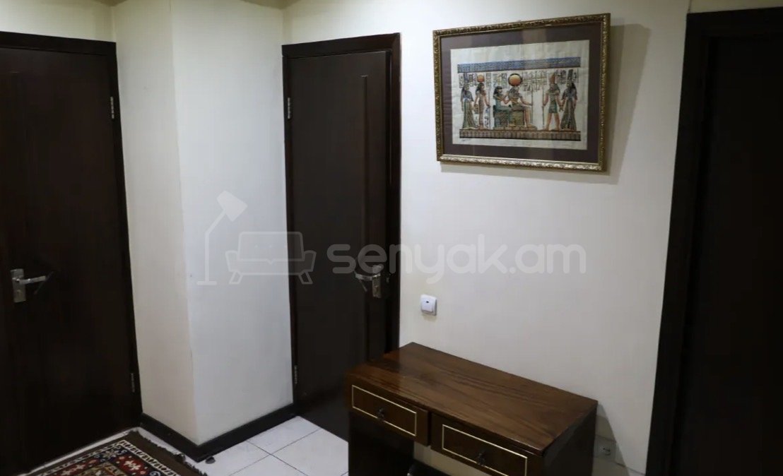 3 Սենյականոց Բնակարան, 83քմ, 1/14 հարկ, Նորմալ Վիճակում