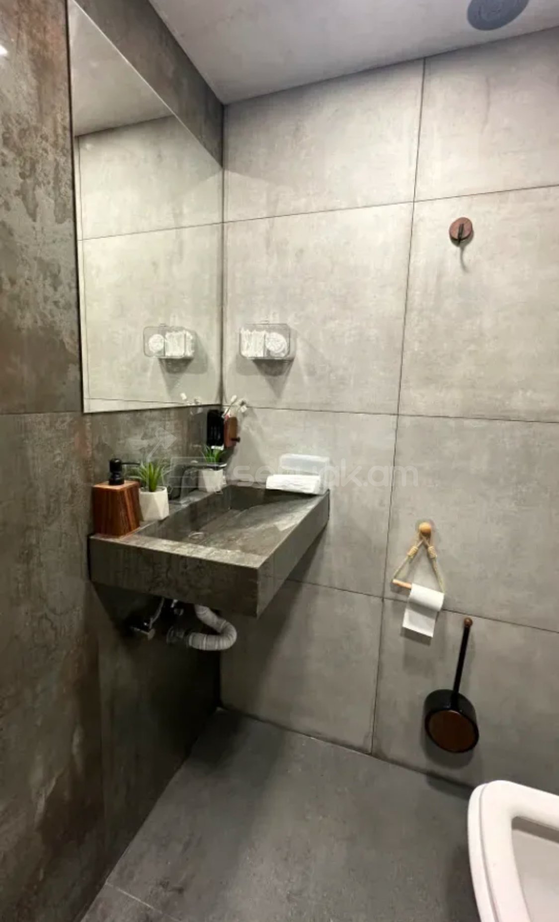 2 Սենյականոց Բնակարան, 36քմ, 9/9 հարկ, Կապիտալ Վերանորոգված