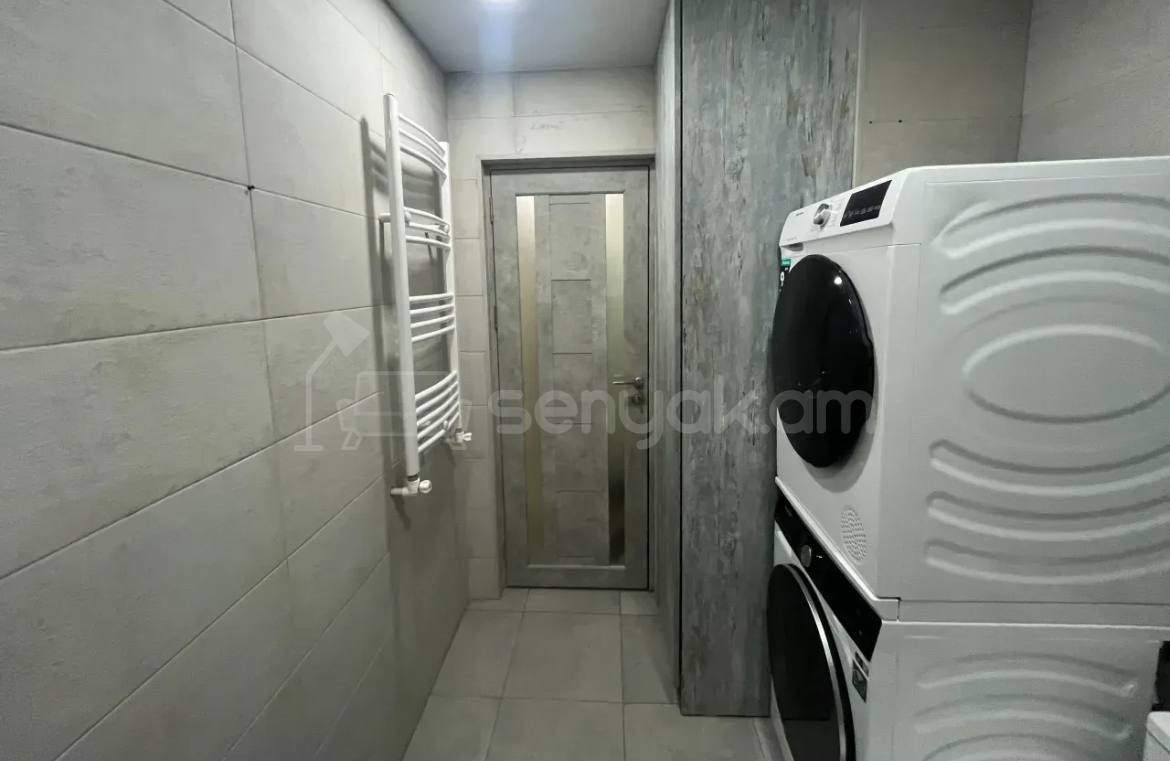 2 Սենյականոց Բնակարան, 44քմ, 10/12 հարկ, Կապիտալ Վերանորոգված