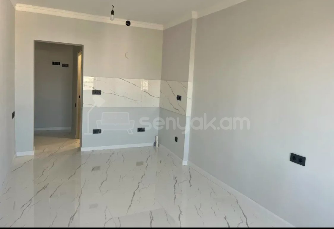 2 Սենյականոց Բնակարան, 33քմ, 7/9 հարկ, Կապիտալ Վերանորոգված