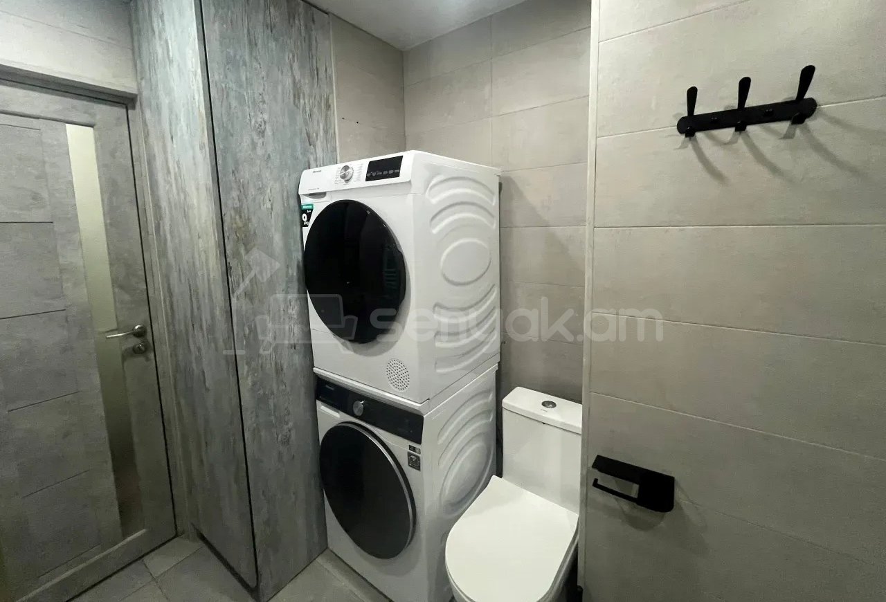 2 Սենյականոց Բնակարան Նորակառույցում, 44քմ, 10/12 հարկ, Կապիտալ Վերանորոգված