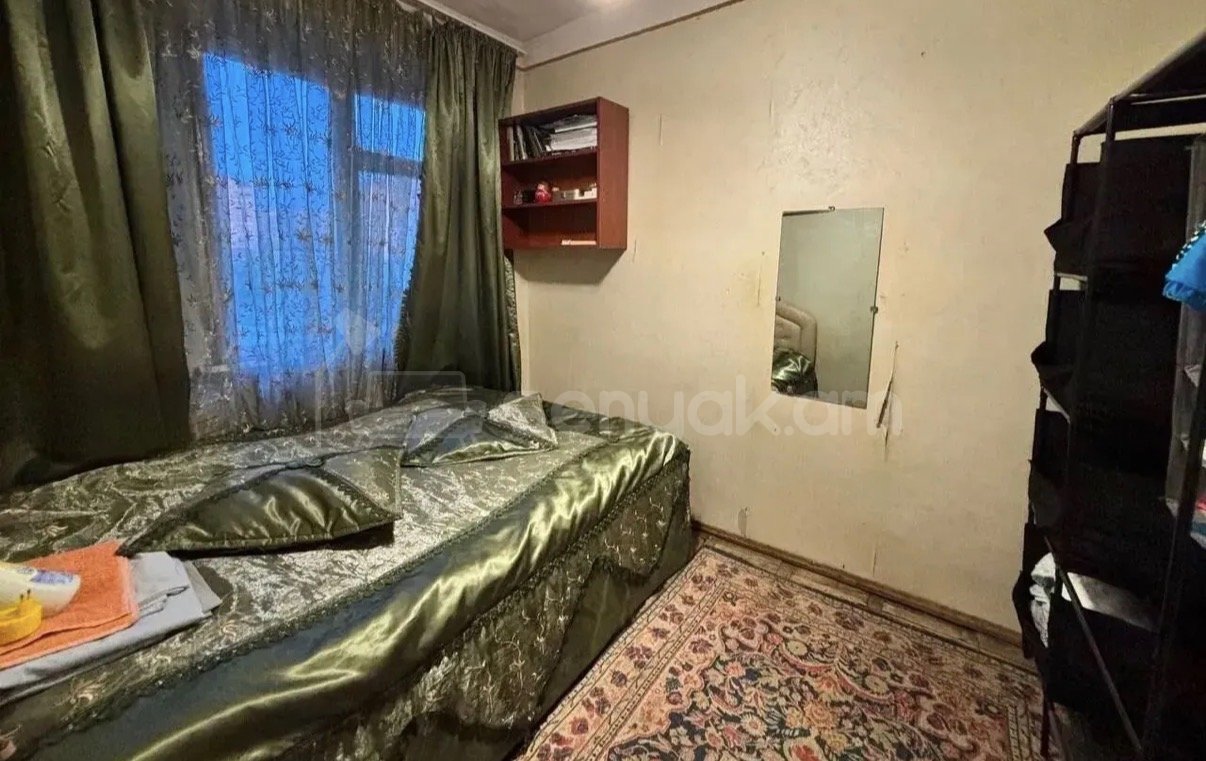 4 Սենյականոց Բնակարան, 86քմ, 6/9 հարկ, Պետական Վիճակում