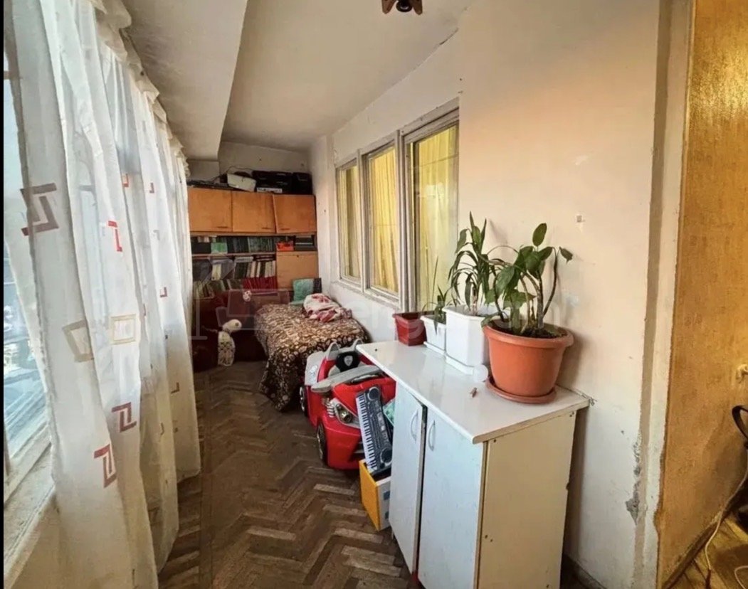 4 Սենյականոց Բնակարան, 86քմ, 6/9 հարկ, Պետական Վիճակում