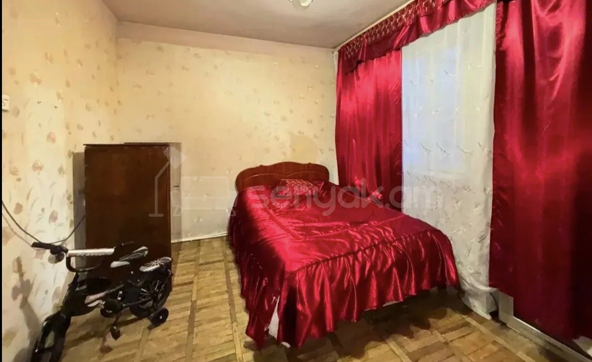 4 Սենյականոց Բնակարան, 86քմ, 6/9 հարկ, Պետական Վիճակում