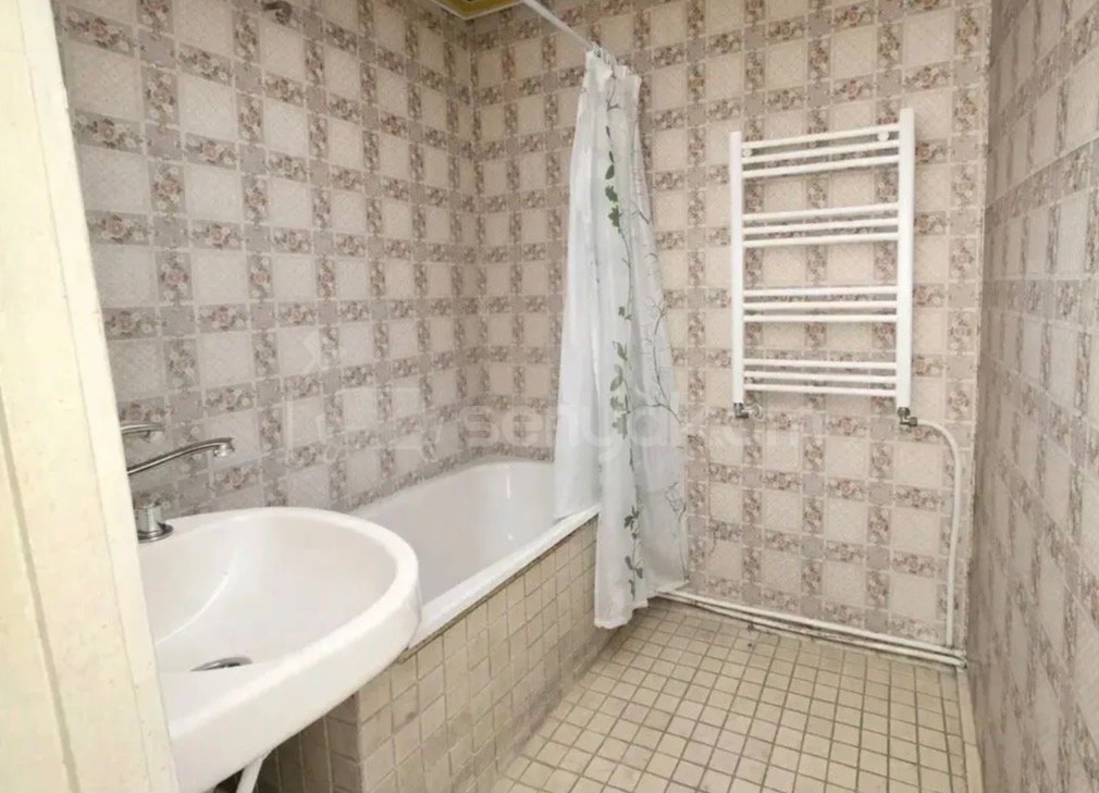 4 Սենյականոց Բնակարան, 86քմ, 6/9 հարկ, Պետական Վիճակում