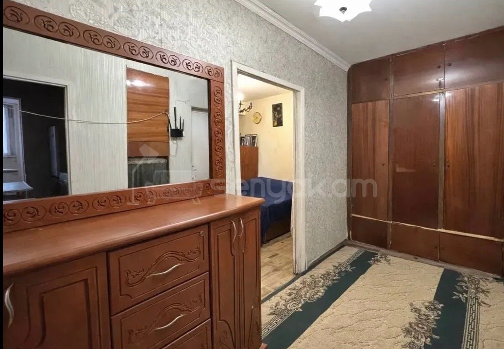 4 Սենյականոց Բնակարան, 86քմ, 6/9 հարկ, Պետական Վիճակում