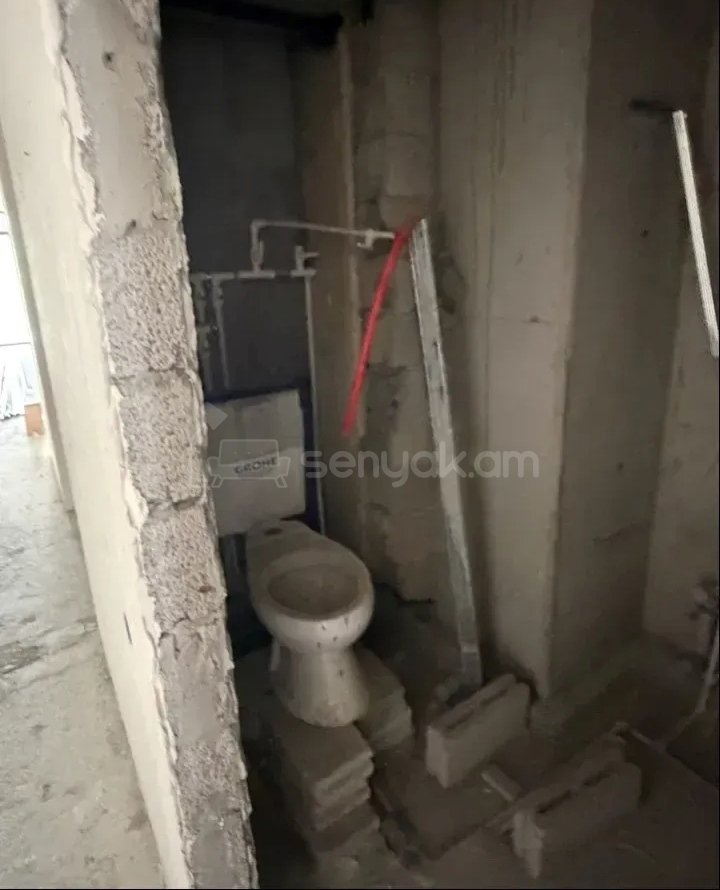 4 Սենյականոց Բնակարան Նորակառույցում, 122քմ, 3/15 հարկ, Զրոյական Վիճակում