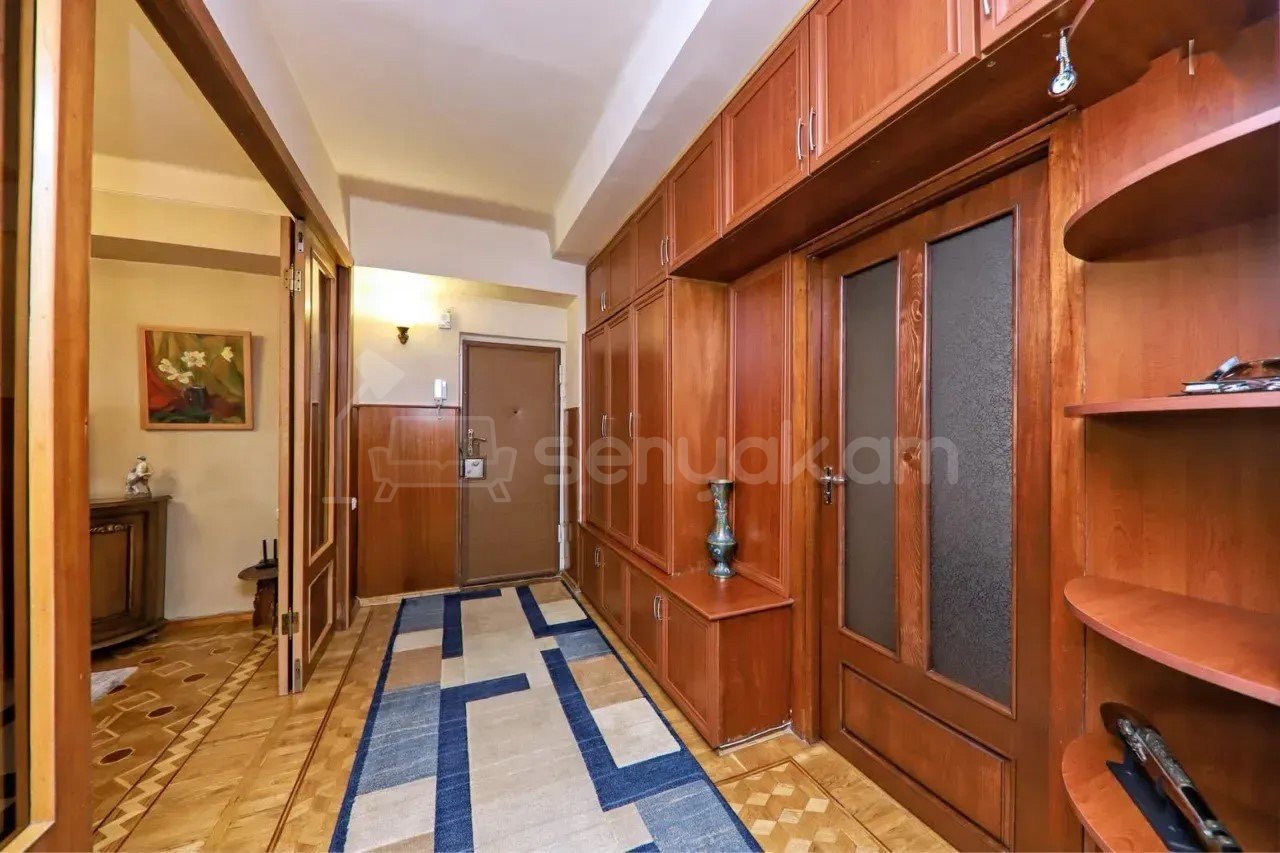3 Սենյականոց Բնակարան, 89քմ, 8/9 հարկ, Կապիտալ Վերանորոգված