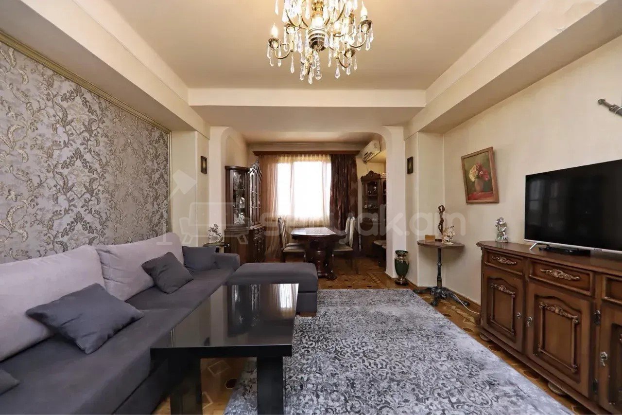 3 Սենյականոց Բնակարան, 89քմ, 8/9 հարկ, Կապիտալ Վերանորոգված