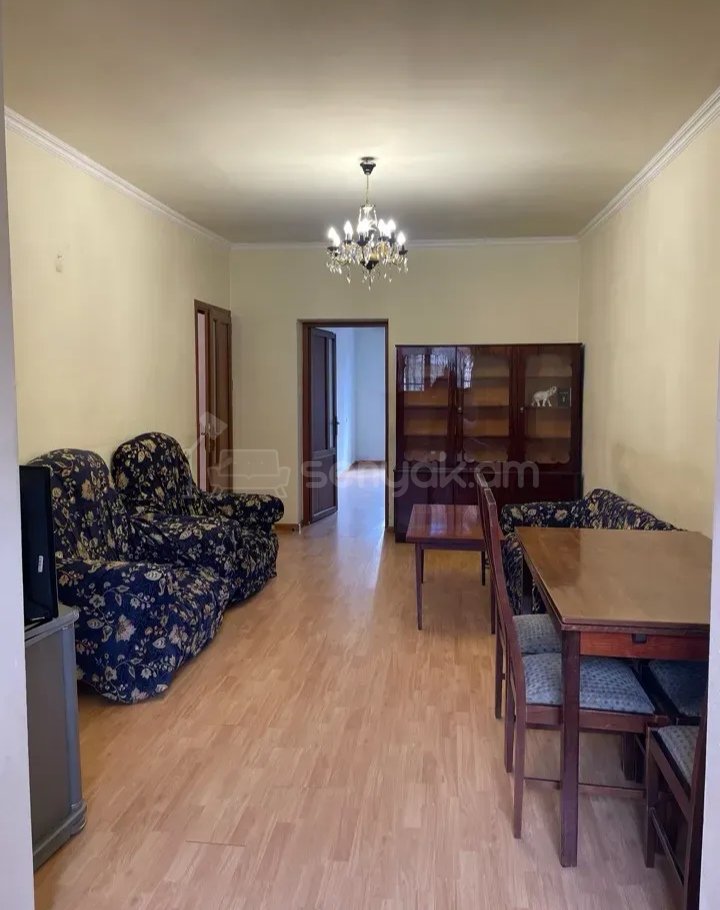 2 Սենյականոց Բնակարան Քարե Շենքում, 60քմ, 1/5 հարկ, Կոսմետիկ Վերանորոգված, Կահավորված
