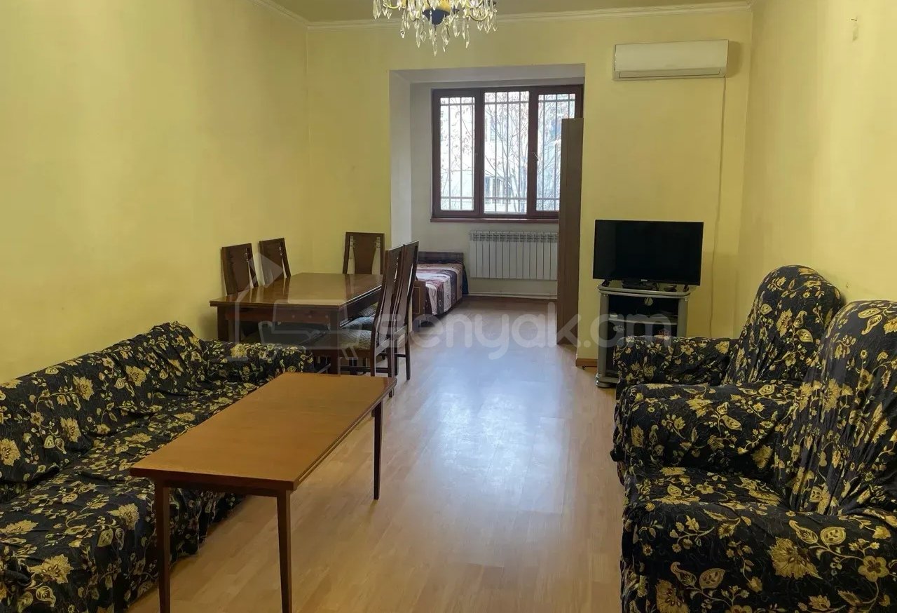 2 Սենյականոց Բնակարան Քարե Շենքում, 60քմ, 1/5 հարկ, Կոսմետիկ Վերանորոգված, Կահավորված