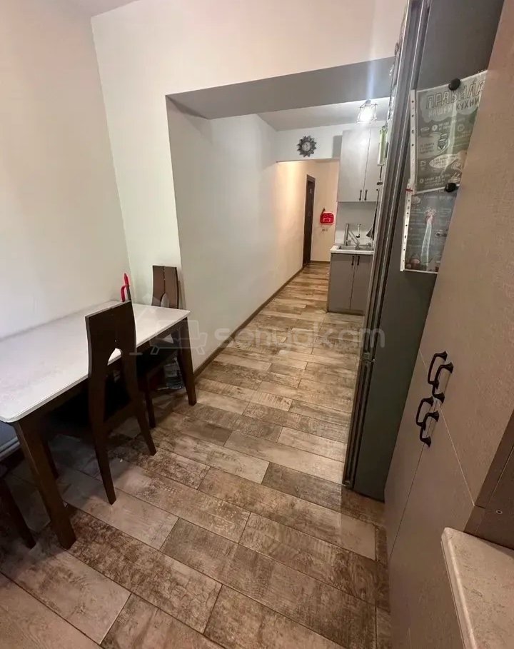 2 Սենյականոց Բնակարան Քարե Շենքում, 54քմ, 1/4 հարկ, Կապիտալ Վերանորոգված