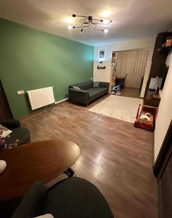 2 Սենյականոց Բնակարան Քարե Շենքում, 54քմ, 1/4 հարկ, Կապիտալ Վերանորոգված