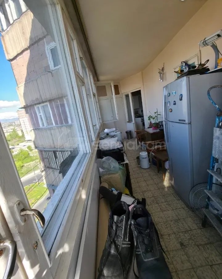 3 Սենյականոց Բնակարան, 98քմ, 14/16 հարկ, Կոսմետիկ Վերանորոգված