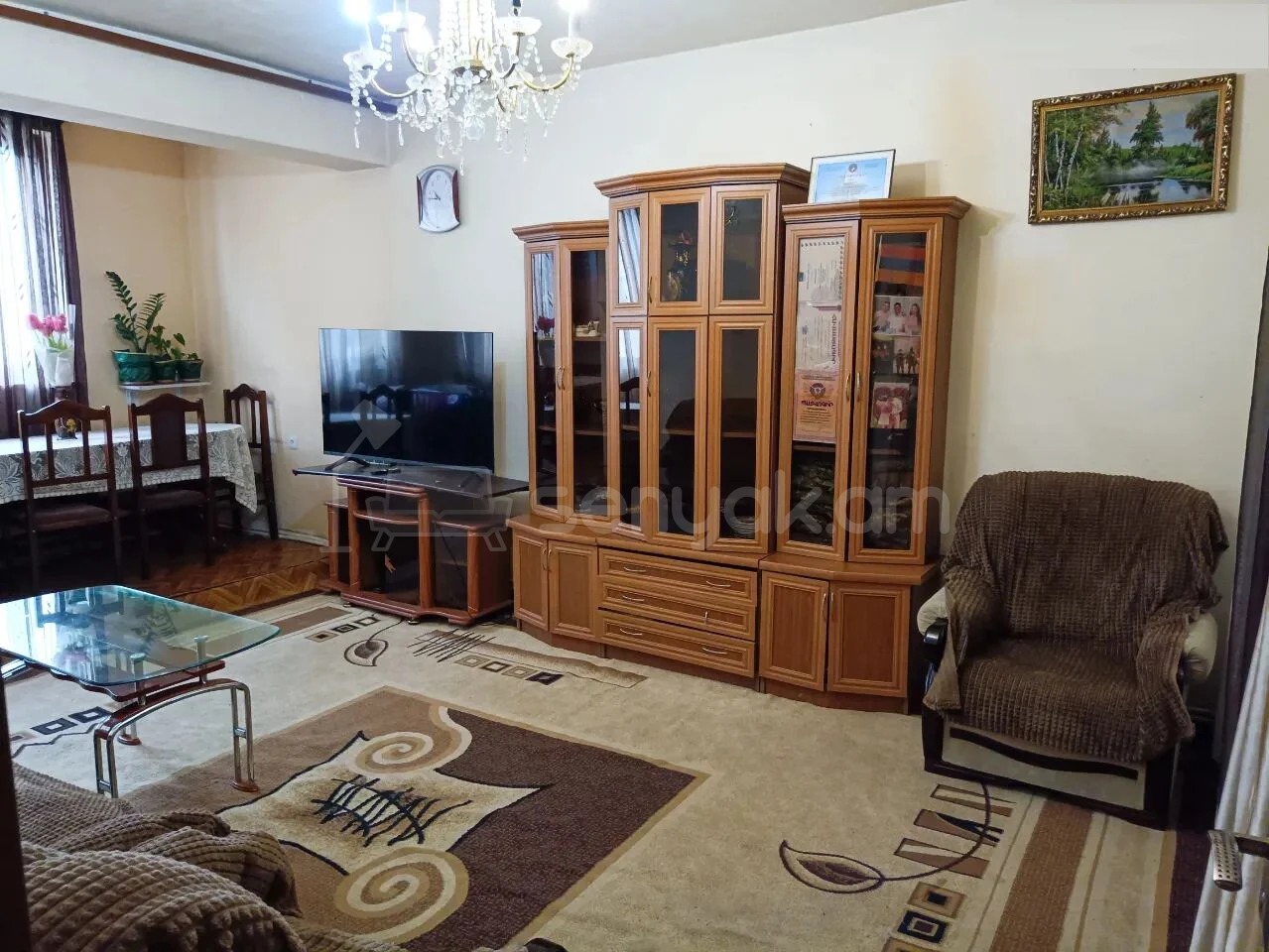 3 Սենյականոց Բնակարան Քարե Շենքում, 68քմ, 5/5 հարկ, Նորմալ Վիճակում