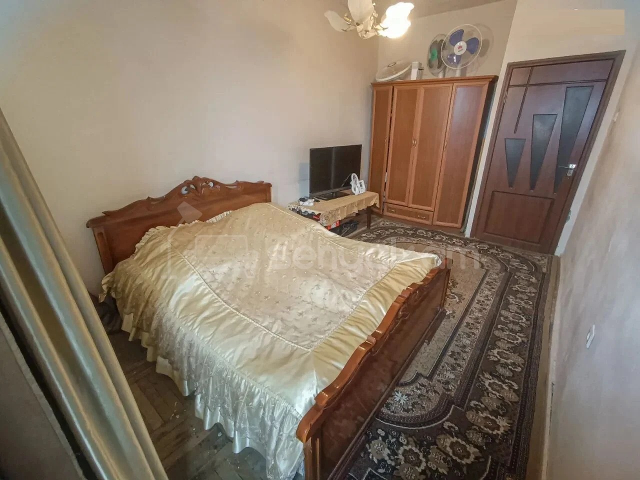3 Սենյականոց Բնակարան Քարե Շենքում, 68քմ, 5/5 հարկ, Նորմալ Վիճակում