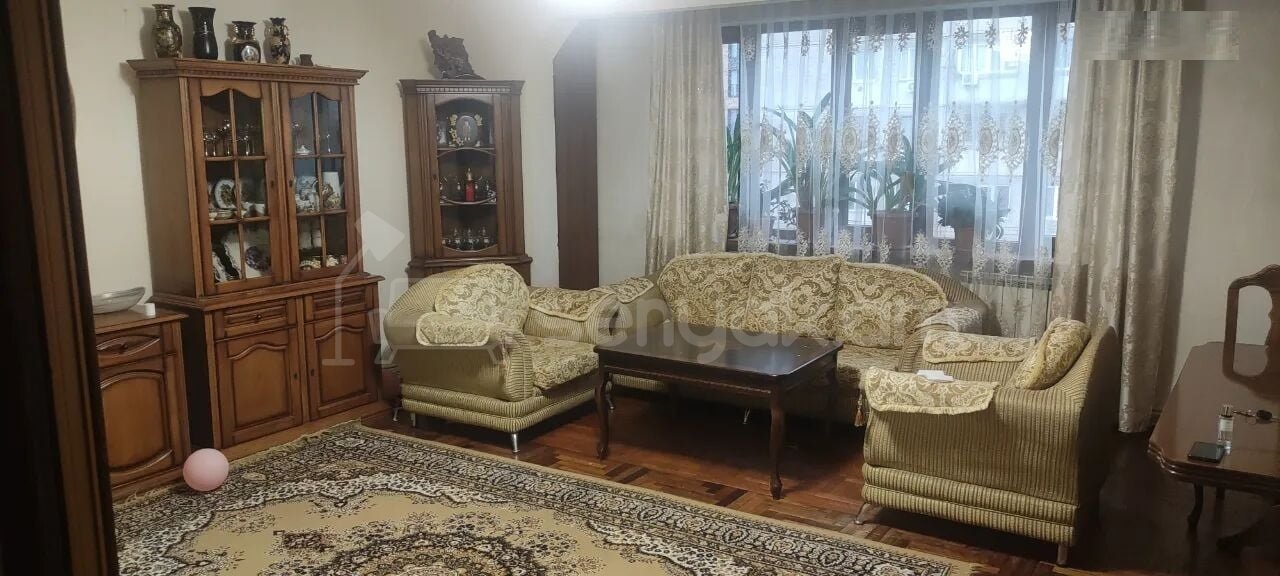 3 Սենյականոց Բնակարան, 74քմ, 9/9 հարկ, Նորմալ Վիճակում